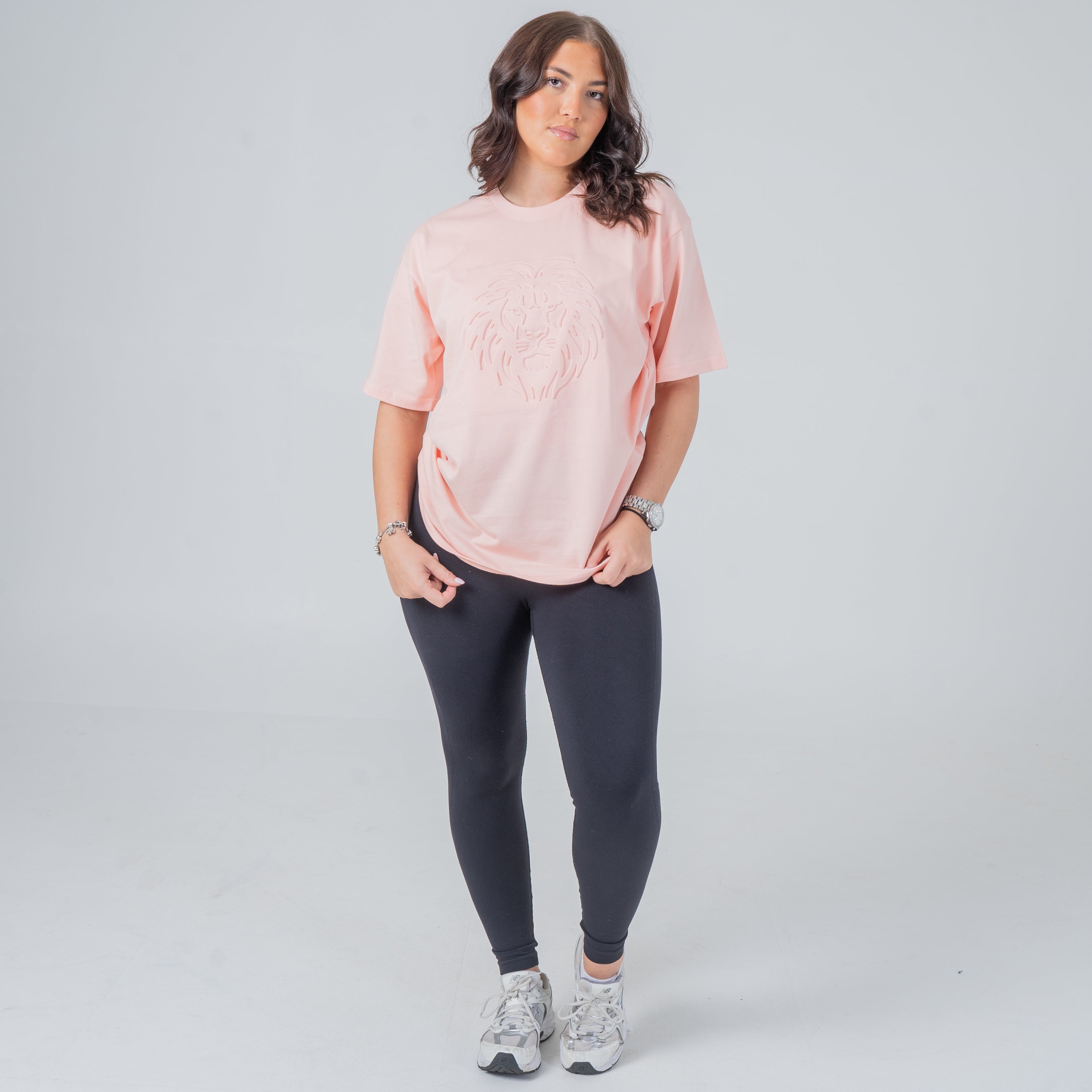 The Lion is Coming Tee - Vintage Pink