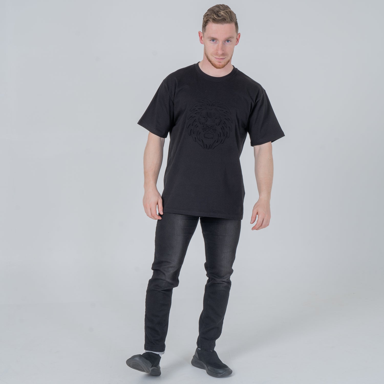 The Lion is Coming Tee - Black